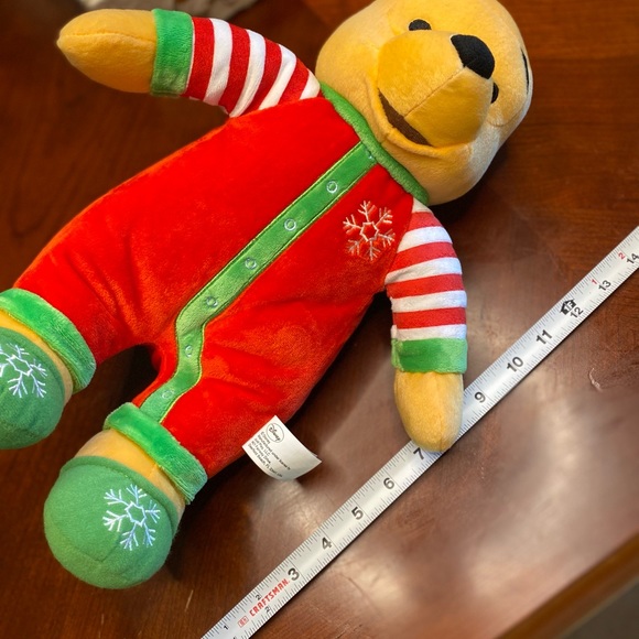 Rare Winnie the Pooh Christmas pajamas plush - Picture 6 of 6